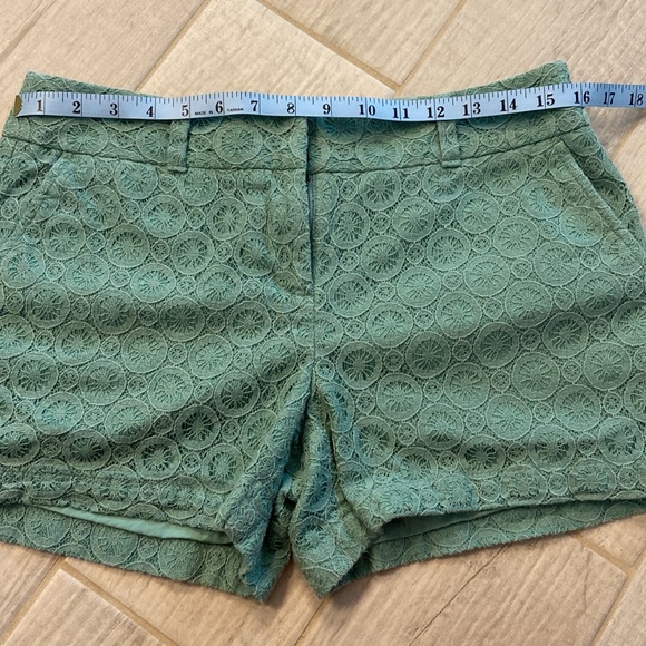 🎄JUST REDUCED 🎄Loft Women’s Soft Crocheted-Look Shorts - Picture 6 of 8
